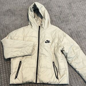 Nike puffer jacket